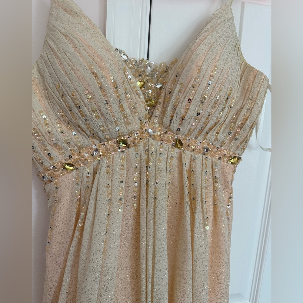 ⚡️Clearance | Final Sale ⚡️ 
Champagne Gold Sequin Prom dress - Picture 5 of 6